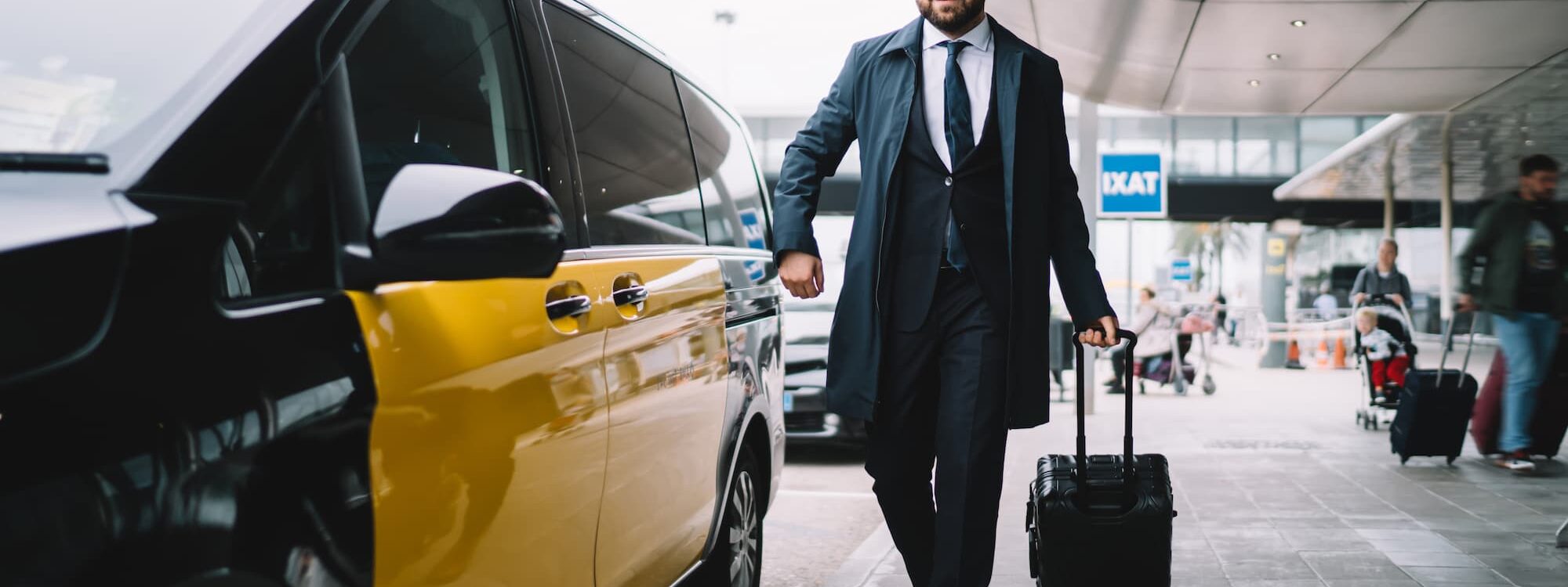 TAXI_AEROPORT_DE_BALE_MULHOUSE 2000X750 | Taxi 3S Comment bien préparer votre transfert en taxi vers l’aéroport de Bâle-Mulhouse ? Guebwiller